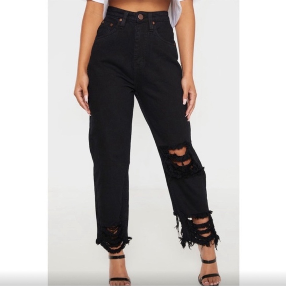 PRETTYLITTLETHING Black Ripped Jeans